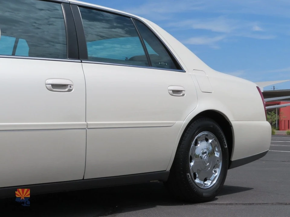2002 Cadillac DeVille 8th Gen - Image 24 of 31