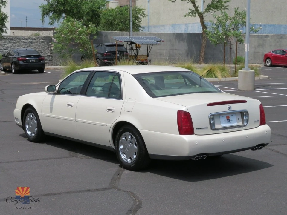 2002 Cadillac DeVille 8th Gen - Image 12 of 31