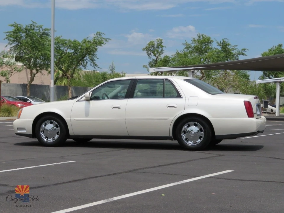 2002 Cadillac DeVille 8th Gen - Image 11 of 31