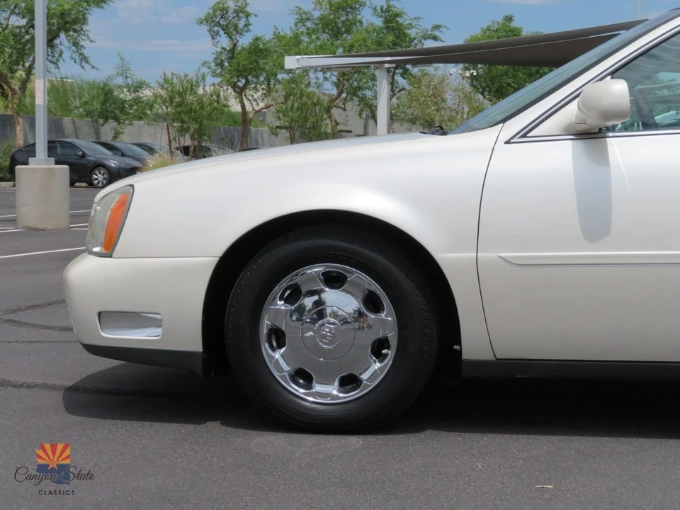 2002 Cadillac DeVille 8th Gen - Image 19 of 31