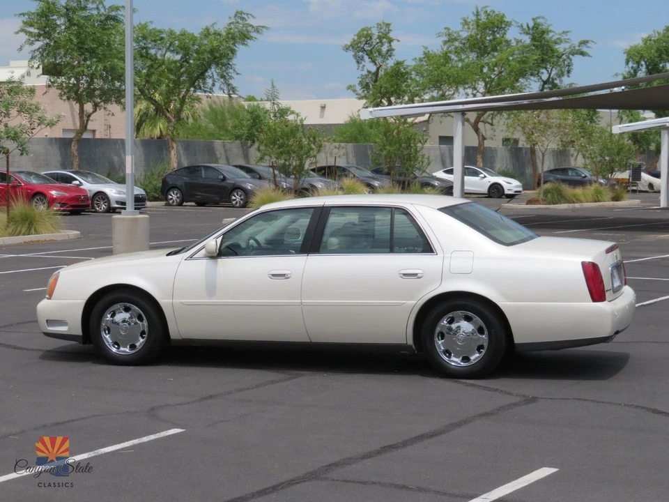 2002 Cadillac DeVille 8th Gen - Image 10 of 31