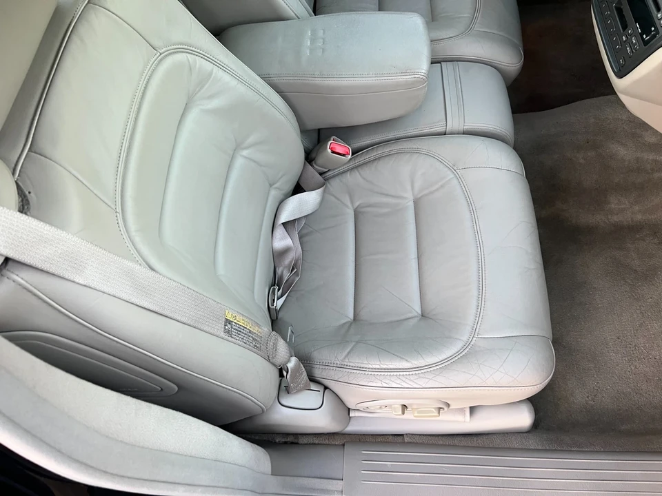 2002 Cadillac DeVille 8th Gen - Image 13 of 21