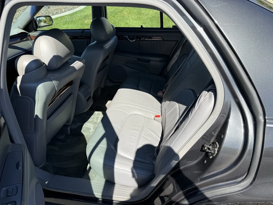 2002 Cadillac DeVille 8th Gen - Image 10 of 12