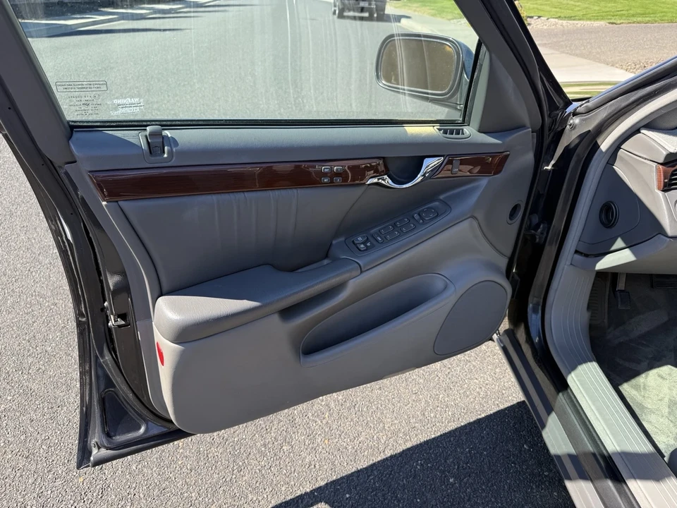 2002 Cadillac DeVille 8th Gen - Image 11 of 12