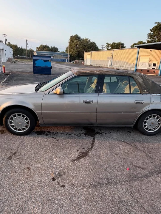 2002 Cadillac DeVille 8th Gen - Image 3 of 5