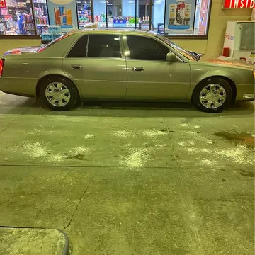 2002 Cadillac DeVille DHS Sedan 4D