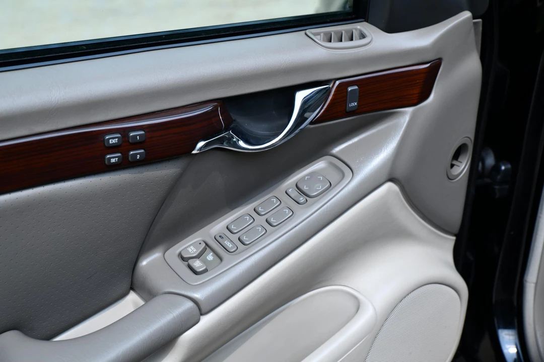 2002 Cadillac DeVille 8th Gen - Image 31 of 31