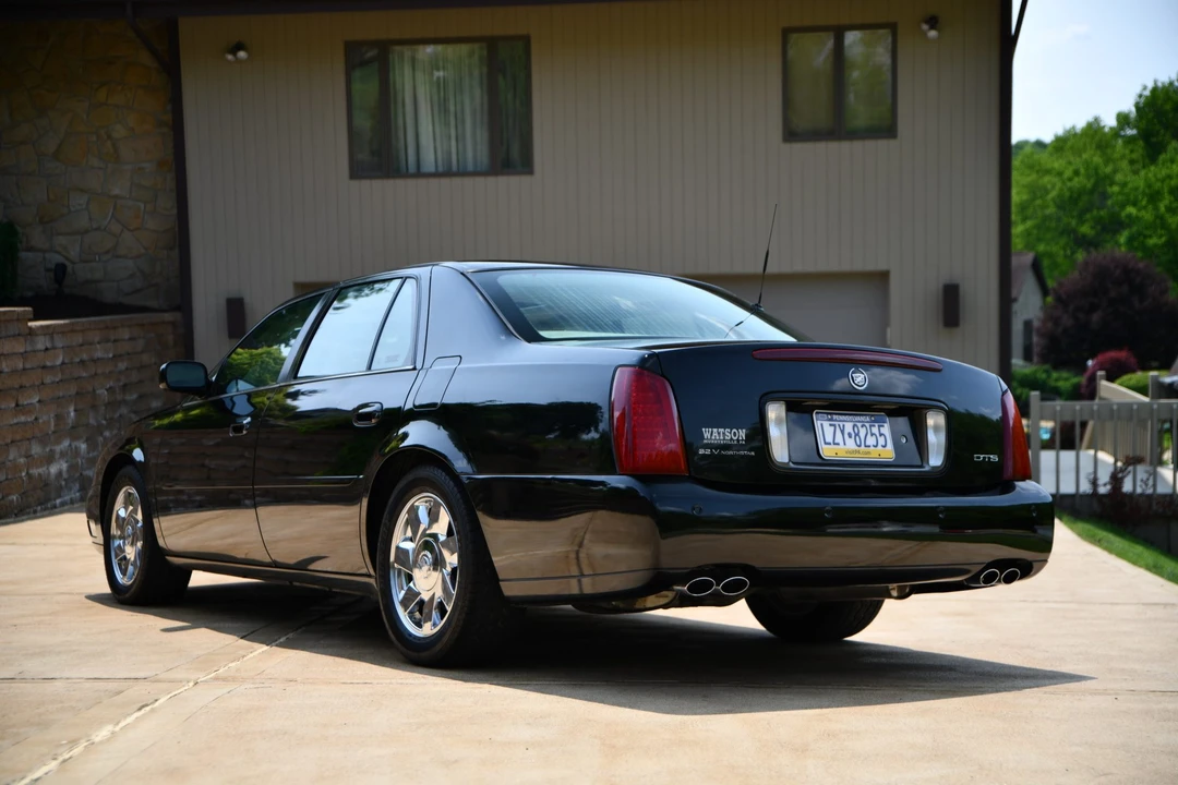 2002 Cadillac DeVille 8th Gen - Image 13 of 31