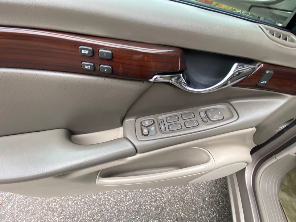 2002 Cadillac DeVille 8th Gen - Image 20 of 21