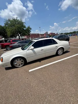 2002 Cadillac DeVille DTS Sedan 4D