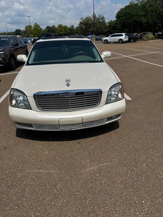 2002 Cadillac DeVille 8th Gen - Image 2 of 3