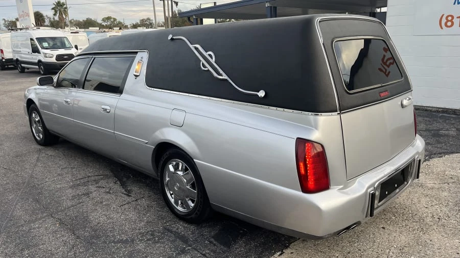2002 Cadillac DeVille 8th Gen - Image 3 of 27