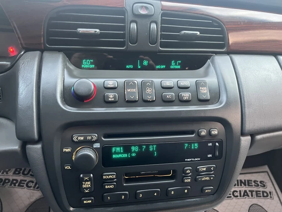 2002 Cadillac DeVille 8th Gen - Image 18 of 27