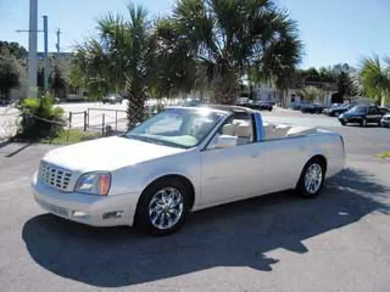 2002 Cadillac DeVille 8th Gen - Image 2 of 4
