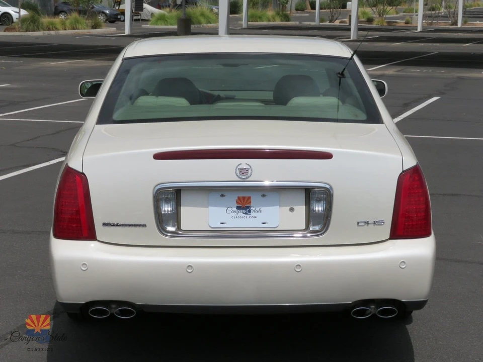 2002 Cadillac DeVille 8th Gen - Image 13 of 17