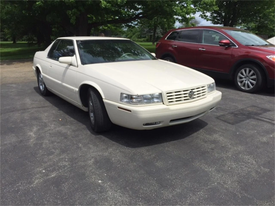 2002 Cadillac Eldorado 12th Gen - Image 2 of 8