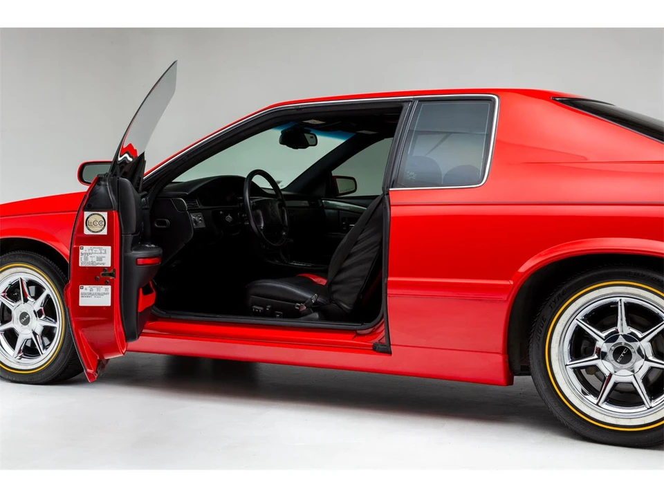 2002 Cadillac Eldorado 12th Gen - Image 17 of 31