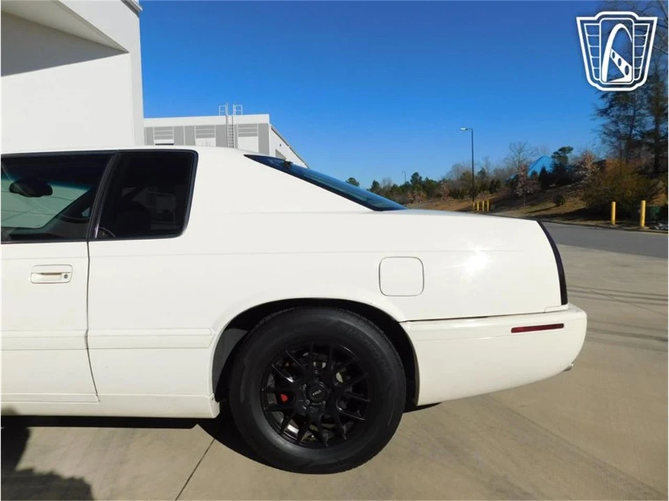 2002 Cadillac Eldorado 12th Gen - Image 16 of 31