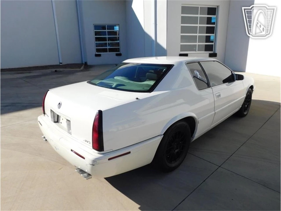 2002 Cadillac Eldorado 12th Gen - Image 26 of 31