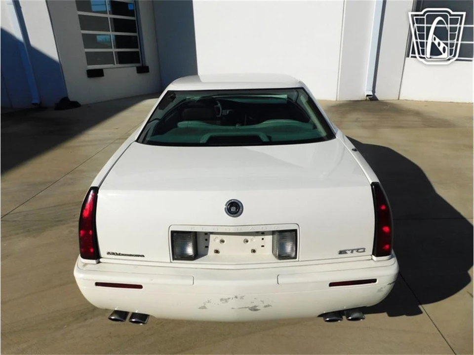 2002 Cadillac Eldorado 12th Gen - Image 23 of 31