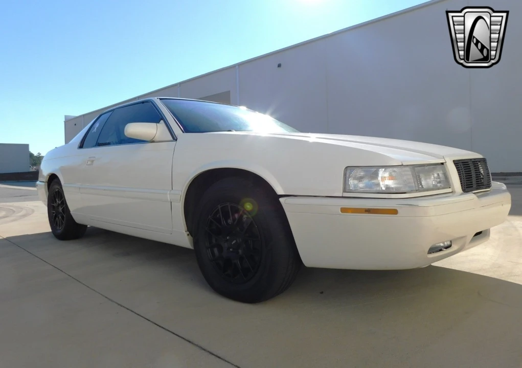 2002 Cadillac Eldorado 12th Gen - Image 16 of 21