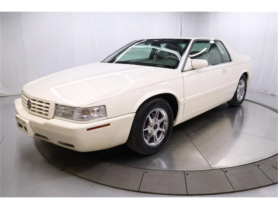 2002 Cadillac Eldorado 12th Gen - Image 2 of 31