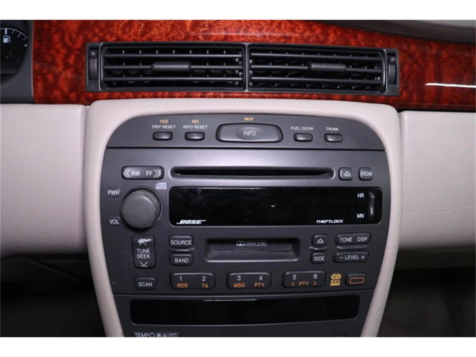 2002 Cadillac Eldorado 12th Gen - Image 12 of 31