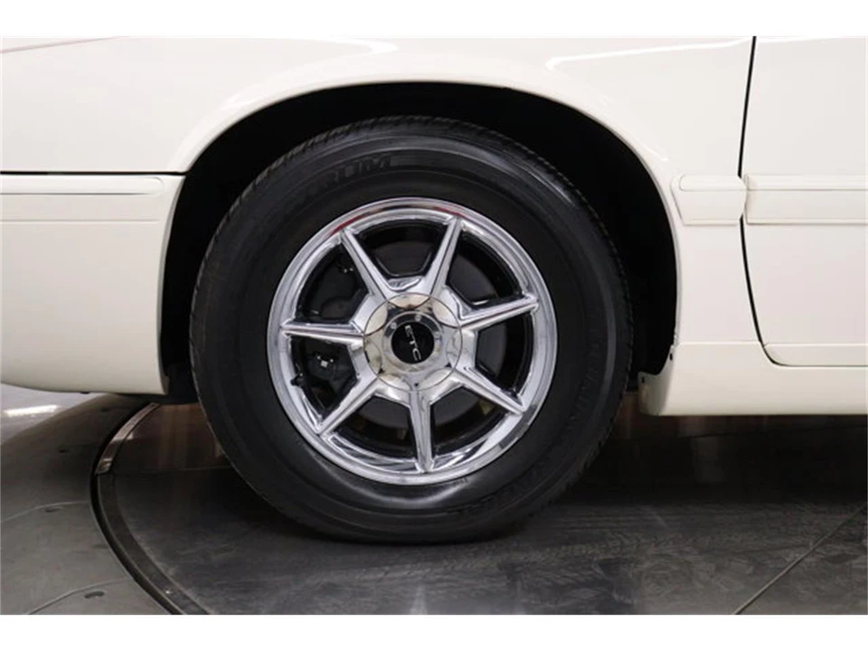 2002 Cadillac Eldorado 12th Gen - Image 29 of 31