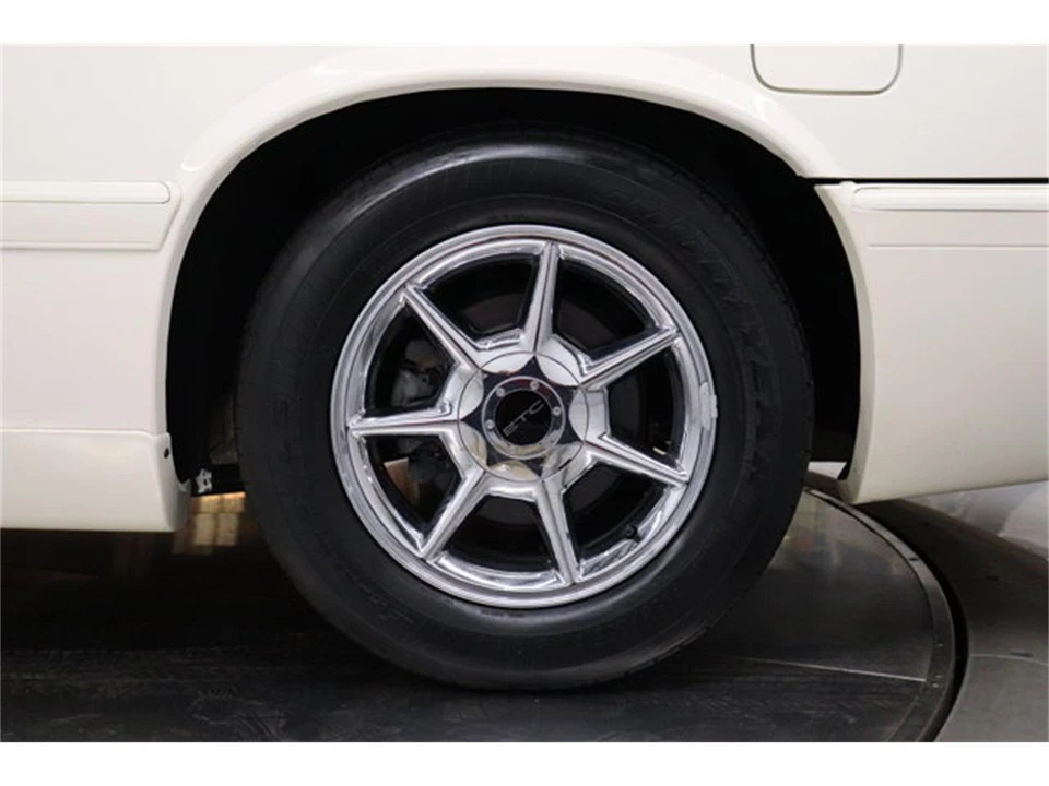 2002 Cadillac Eldorado 12th Gen - Image 30 of 31