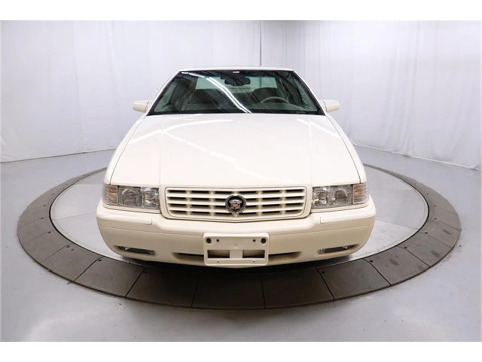 2002 Cadillac Eldorado 12th Gen - Image 3 of 31