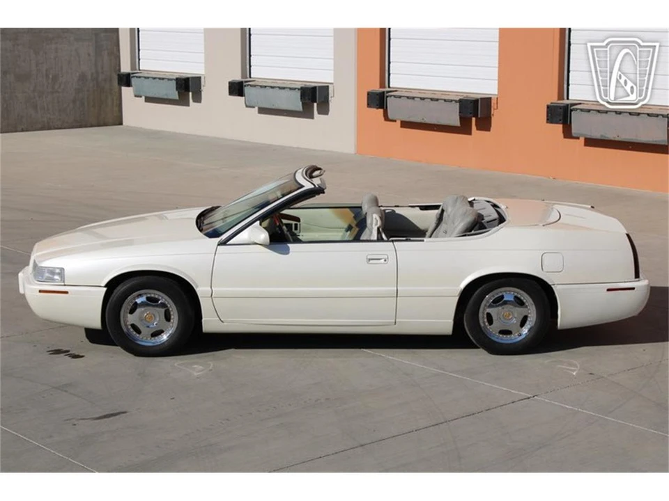 2002 Cadillac Eldorado 12th Gen - Image 8 of 31
