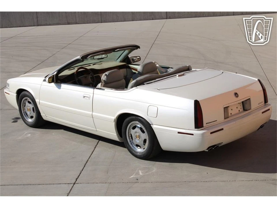 2002 Cadillac Eldorado 12th Gen - Image 9 of 31