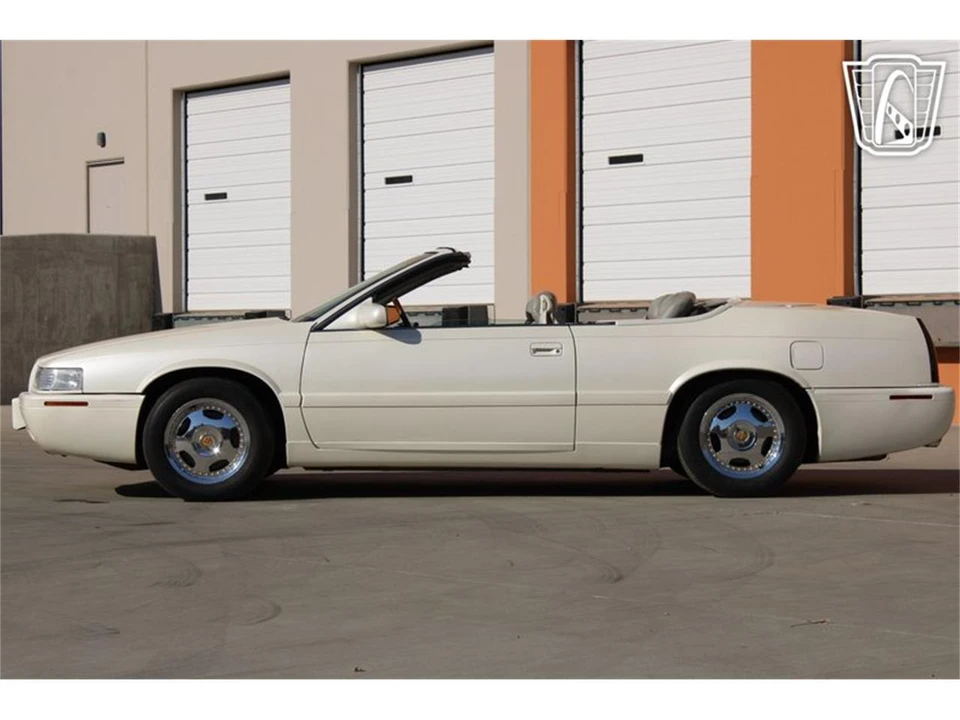 2002 Cadillac Eldorado 12th Gen - Image 24 of 31