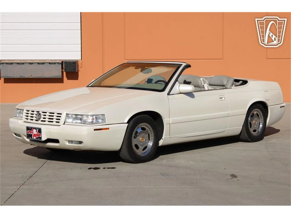 2002 Cadillac Eldorado 12th Gen - Image 15 of 31
