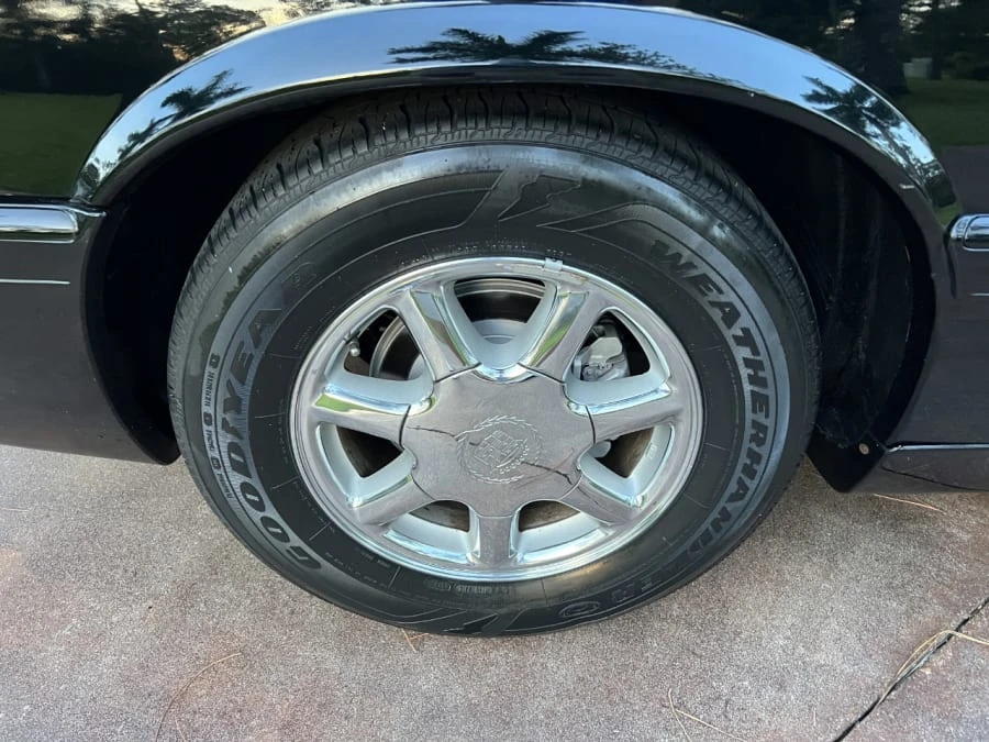 2002 Cadillac Eldorado 12th Gen - Image 14 of 31