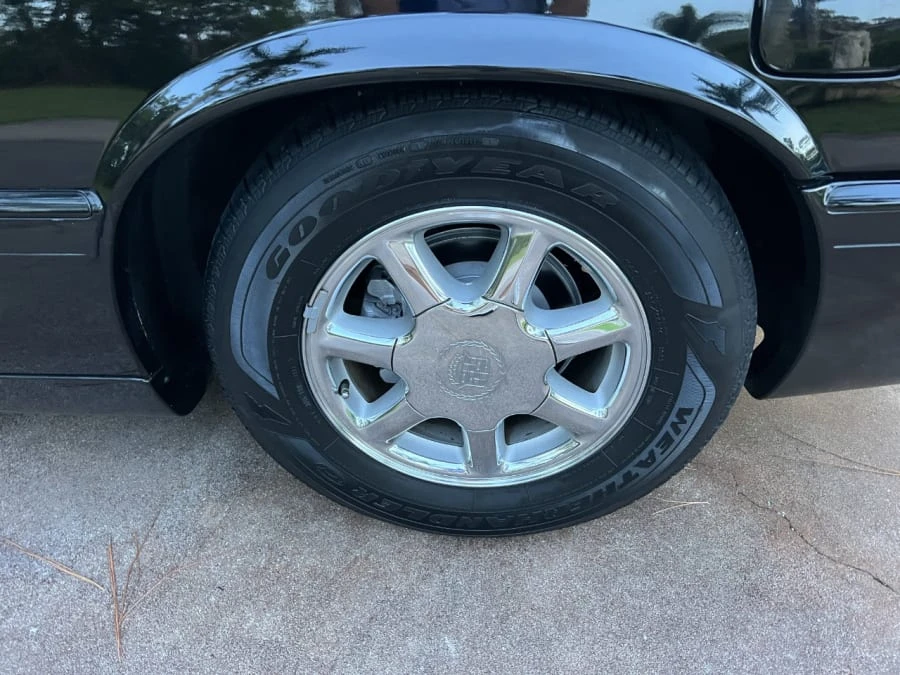 2002 Cadillac Eldorado 12th Gen - Image 16 of 31