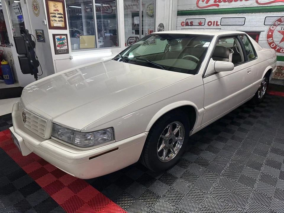 2002 Cadillac Eldorado 12th Gen - Image 7 of 21