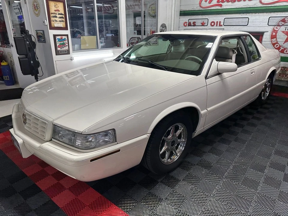 2002 Cadillac Eldorado 12th Gen - Image 7 of 12