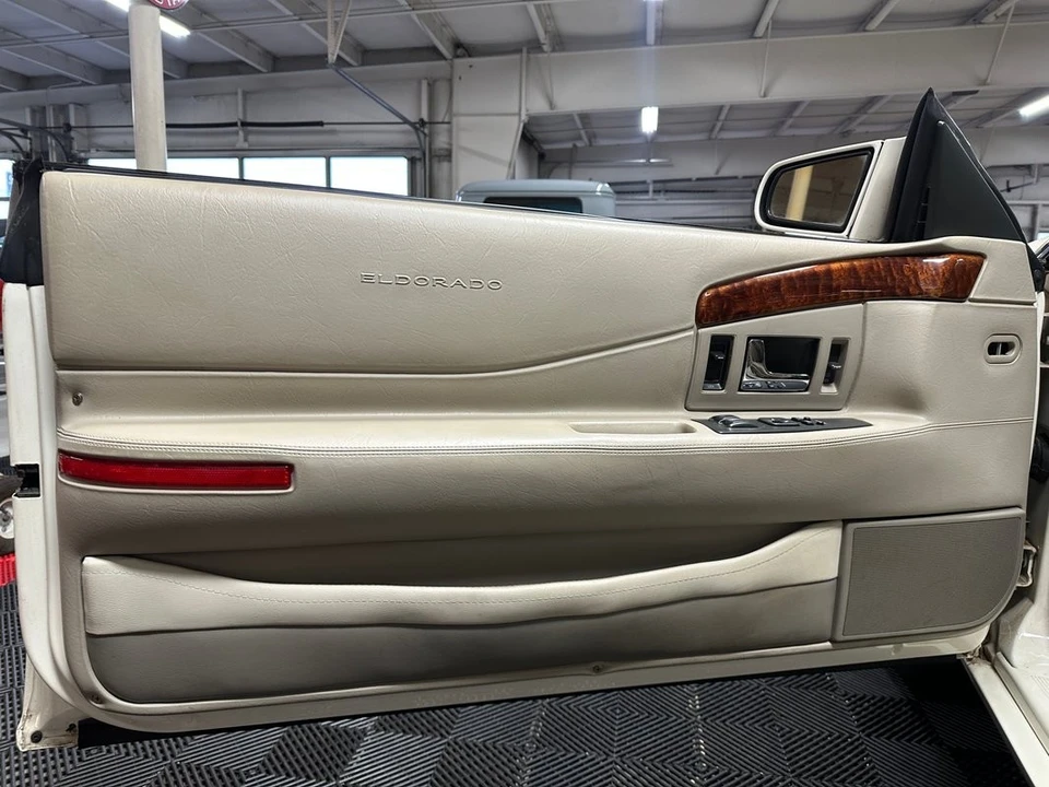 2002 Cadillac Eldorado 12th Gen - Image 12 of 21