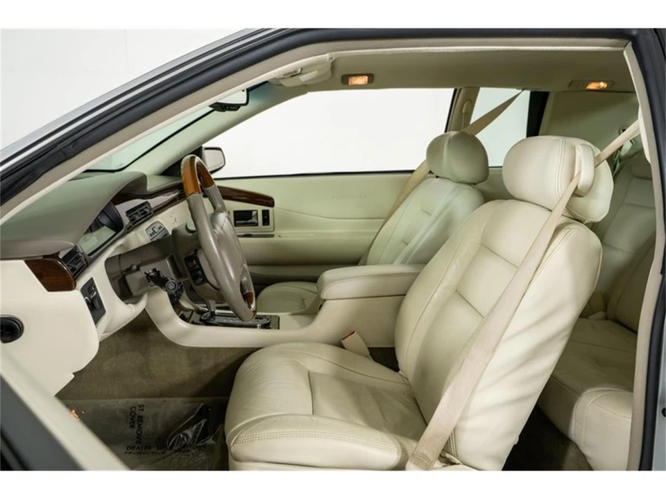 2002 Cadillac Eldorado 12th Gen - Image 21 of 31