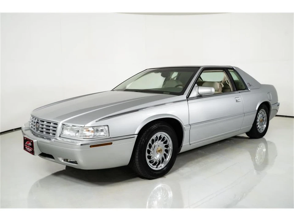 2002 Cadillac Eldorado 12th Gen - Image 4 of 31