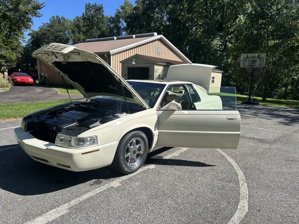 2002 Cadillac Eldorado 12th Gen - Image 5 of 31