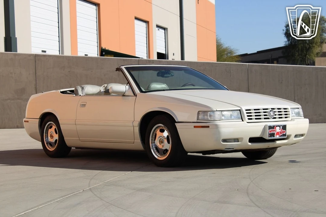 2002 Cadillac Eldorado 12th Gen - Image 6 of 12