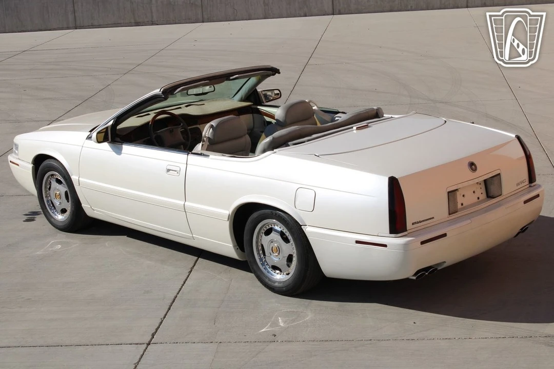 2002 Cadillac Eldorado 12th Gen - Image 10 of 12