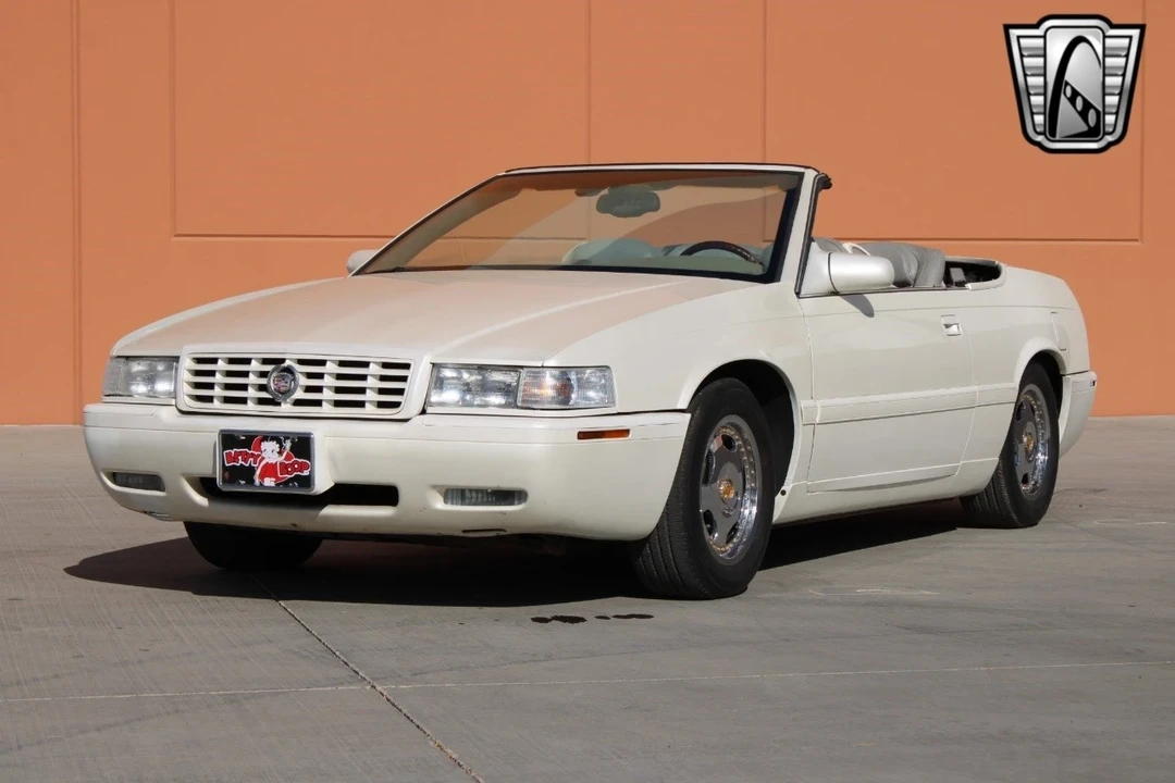 2002 Cadillac Eldorado 12th Gen - Image 4 of 12