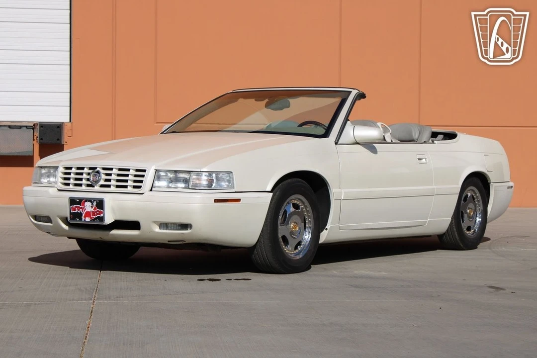 2002 Cadillac Eldorado 12th Gen - Image 3 of 12