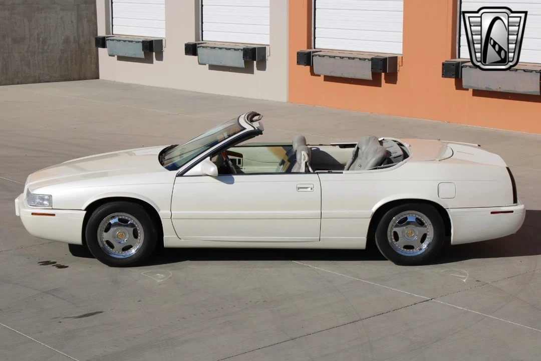 2002 Cadillac Eldorado 12th Gen - Image 10 of 12