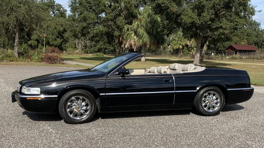 2002 Cadillac Eldorado 12th Gen - Image 2 of 13