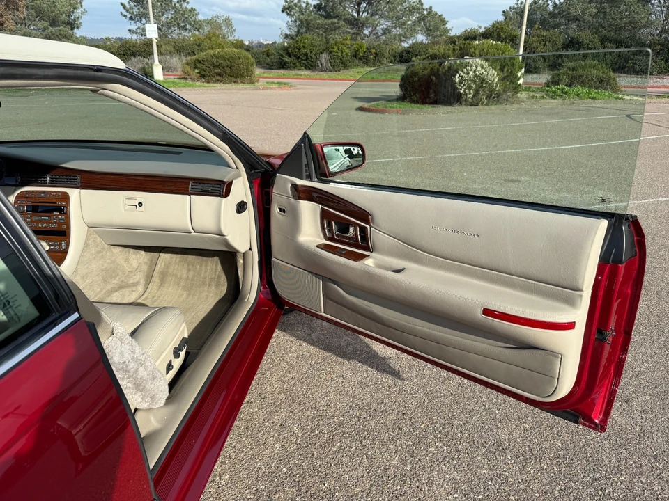 2002 Cadillac Eldorado 12th Gen - Image 15 of 21