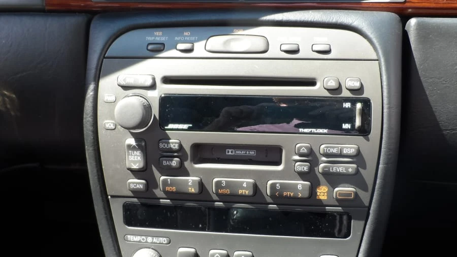 2002 Cadillac Eldorado 12th Gen - Image 6 of 9